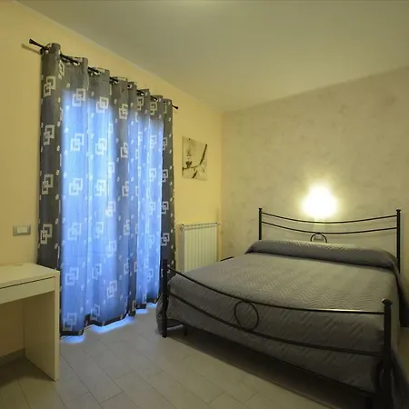 Le Tre Stelle San Pietro Clarenza