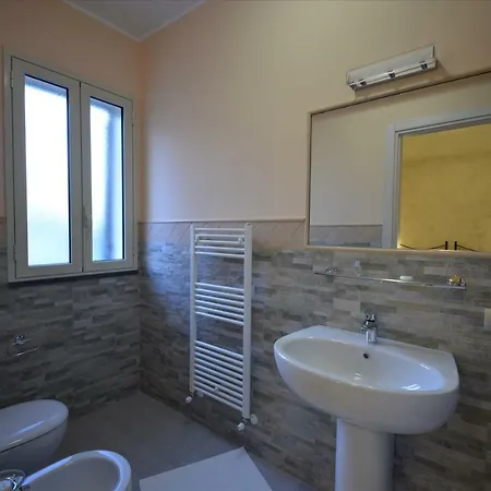 Le Tre Stelle فندق مبيت وإفطار *