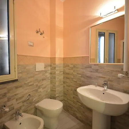 Le Tre Stelle فندق مبيت وإفطار *